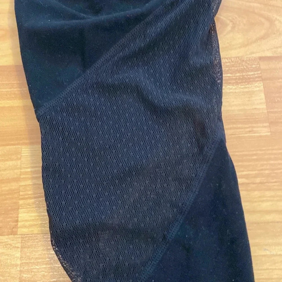 Athleta Black Mesh Detailed Leggings - Picture 6 of 6